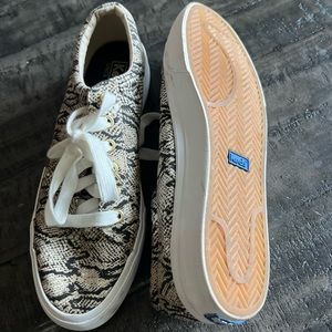 Women’s Kees; size 8.5